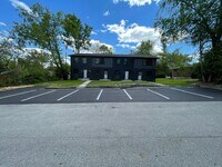 Building Photo - Modern Design Condo Near Shelbyville Country Club!