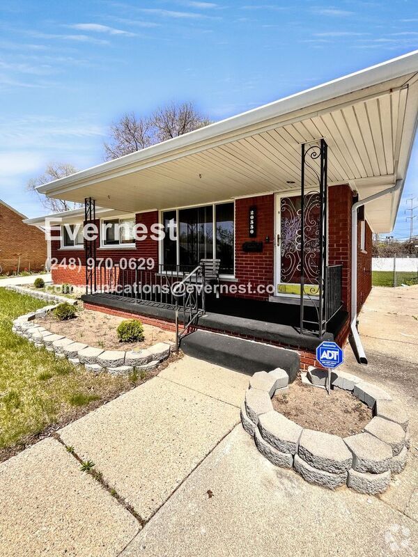 Building Photo - 20550 Blackstone Ct