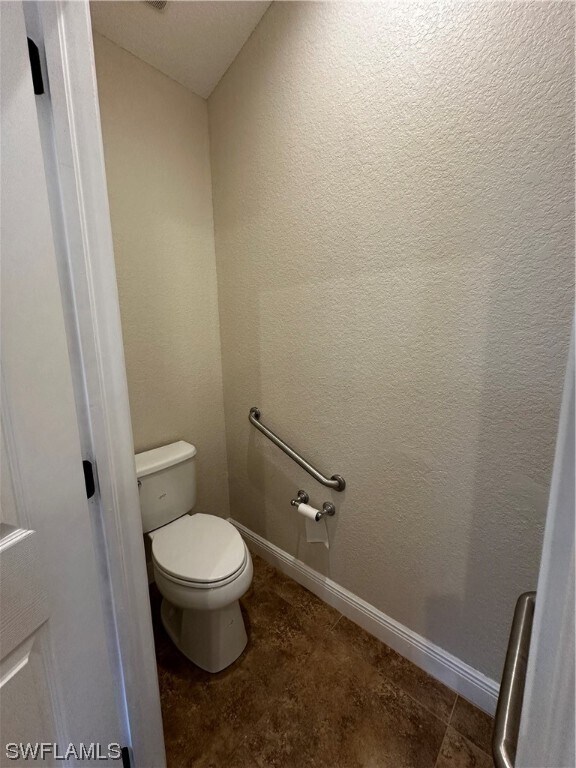Building Photo - 156 Destiny Cir