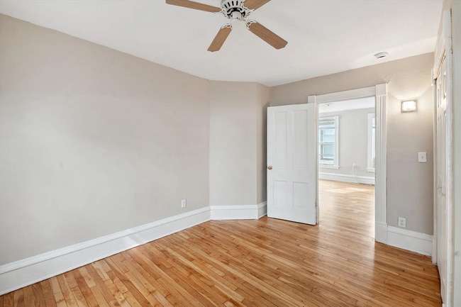 Building Photo - 2812 Garfield Ave