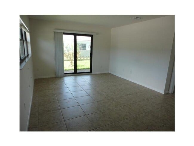 Interior Photo - Villas Apartments in Fort Lauderdale