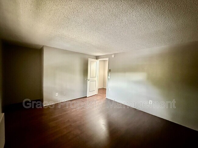Building Photo - 3000 Colorado Ave