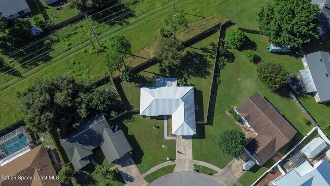 Building Photo - 871 Southern Pine Trail