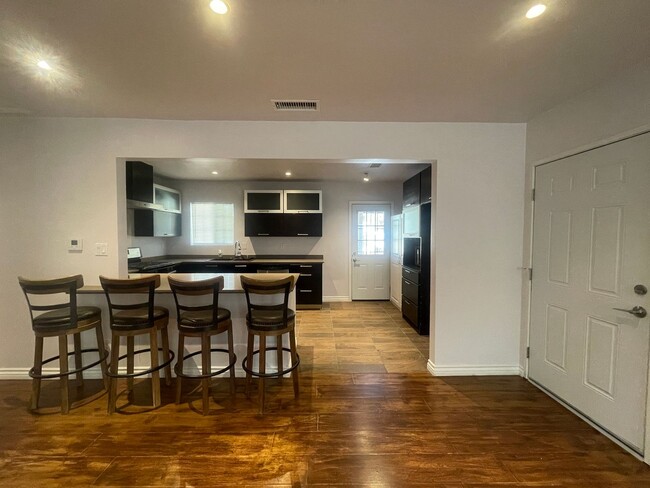 Building Photo - Littlerock 3 Bedroom