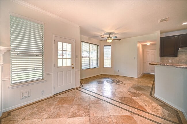 Building Photo - 11906 Dinosaur Valley Dr