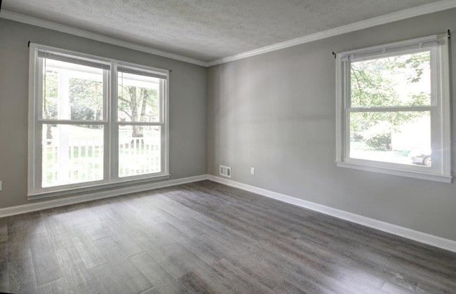 Building Photo - 2450 Horseshoe Bend Rd SW