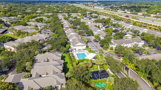 Building Photo - 9808 NW 56th Pl