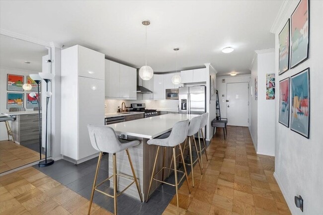 Building Photo - 7000 JFK Blvd E