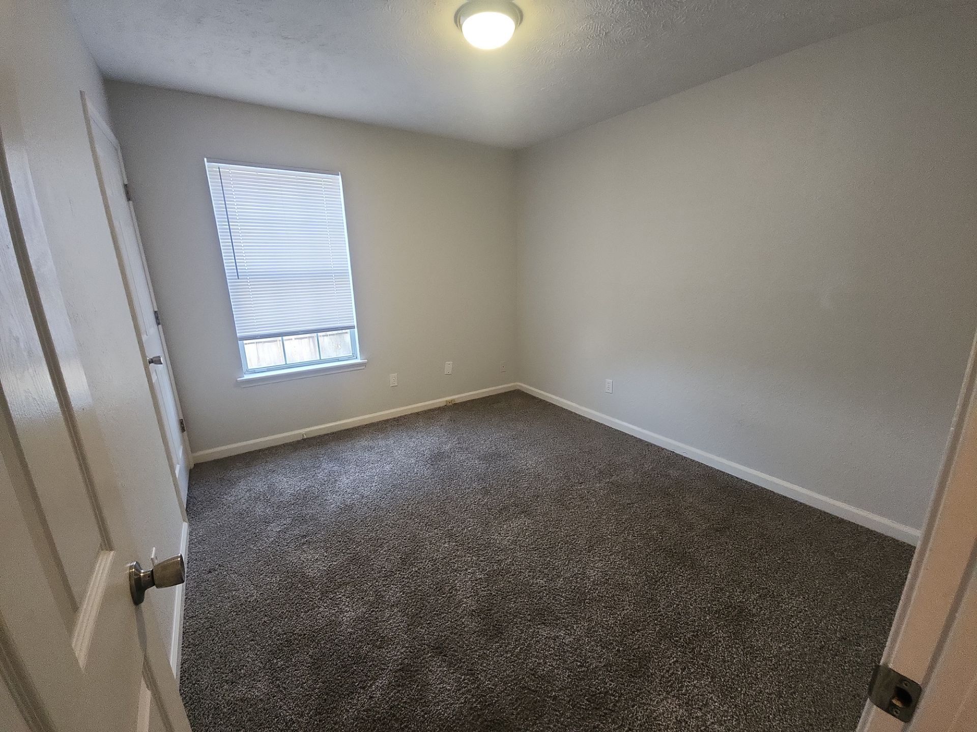 Building Photo - 14 Countryside Dr