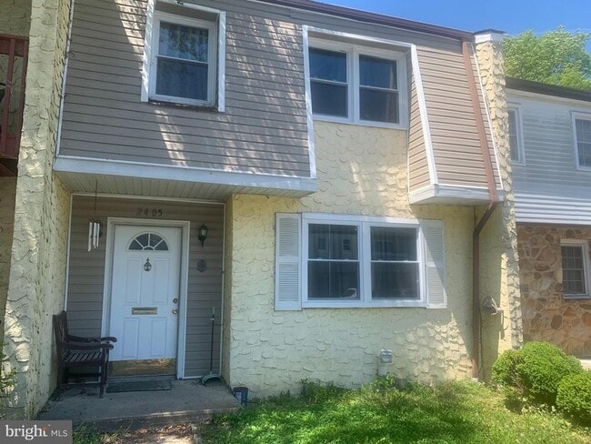 Building Photo - 2405 Olden Ave