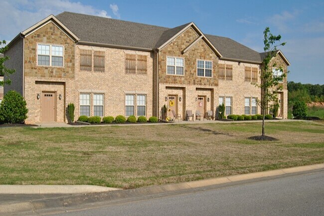Building Photo - 954 E Craighead Forest Rd