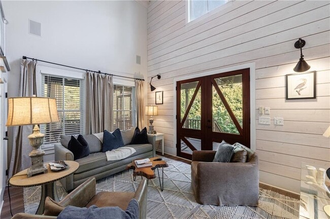 Building Photo - 1015 Loliver Ln