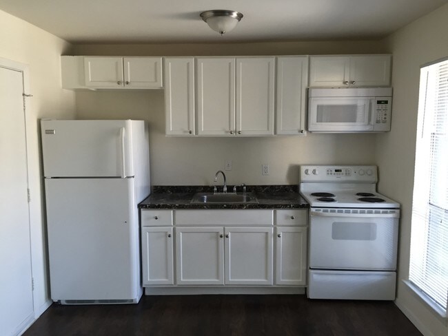 Building Photo - 2722 Throckmorton