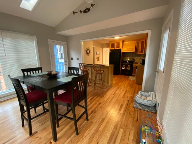 Building Photo - 3209 Ivory Trail