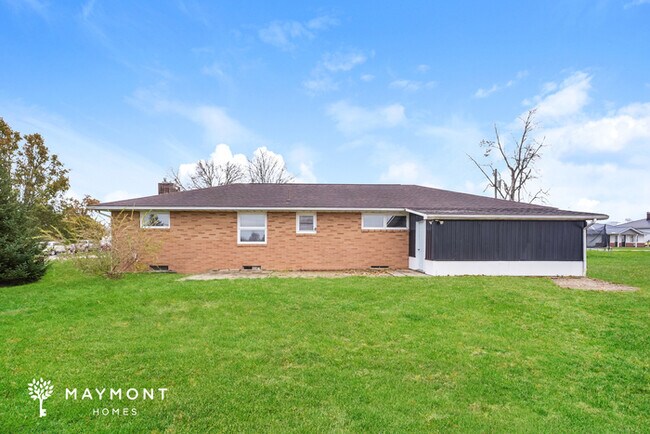 Building Photo - 572 6th St NW