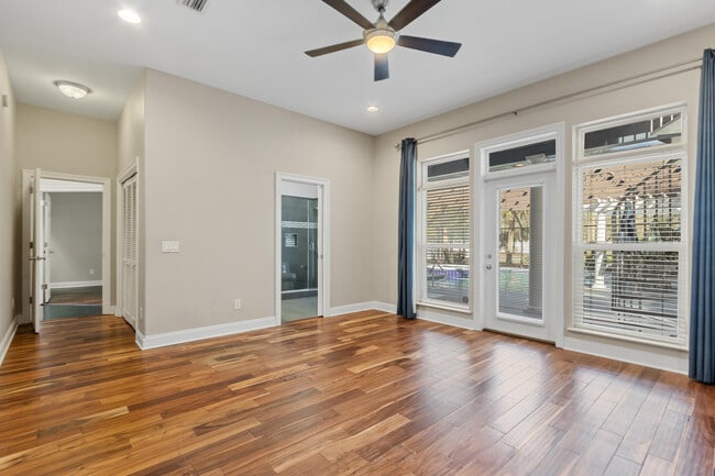 Building Photo - 3289 Cabot Cove Dr