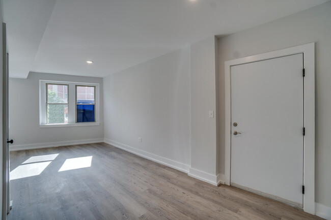 Building Photo - 3126 16th St NW