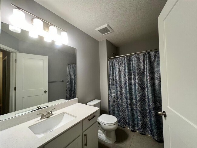 Building Photo - 7262 Alvarado Ln N