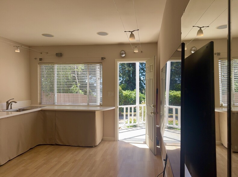 The garage has been converted into a 200 sq. ft. bonus room. It features stunning garden views, DC s - 2403 Mira Vista Dr