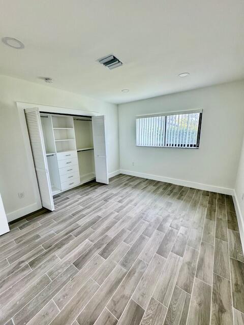 Building Photo - 10075 Yamato Rd