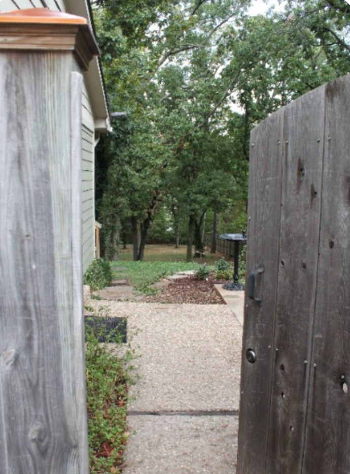 Expansive backyard - 1656 N Broadview Dr