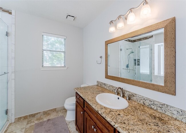 Building Photo - 3022 Norwich St