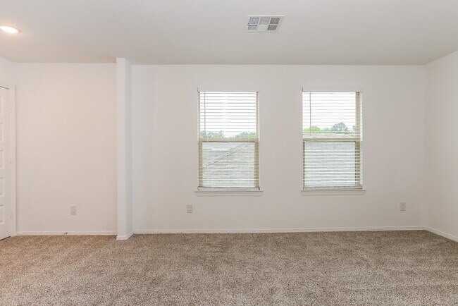 Building Photo - 16647 Spirit St