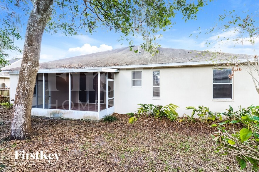 Building Photo - 7820 Riverwood Oaks Dr