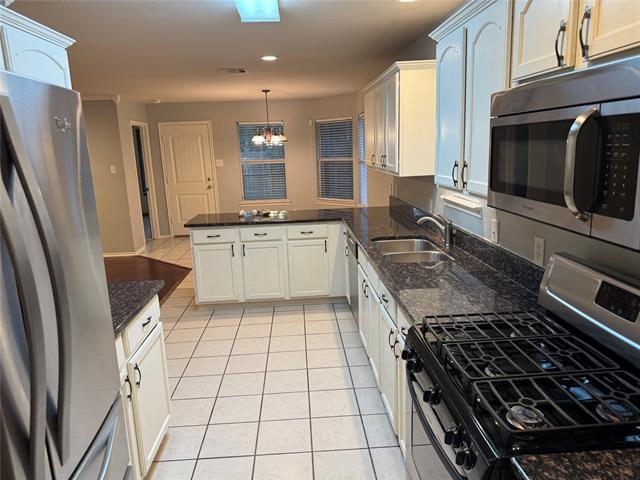 Building Photo - 1401 Hill Lockwoods Dr