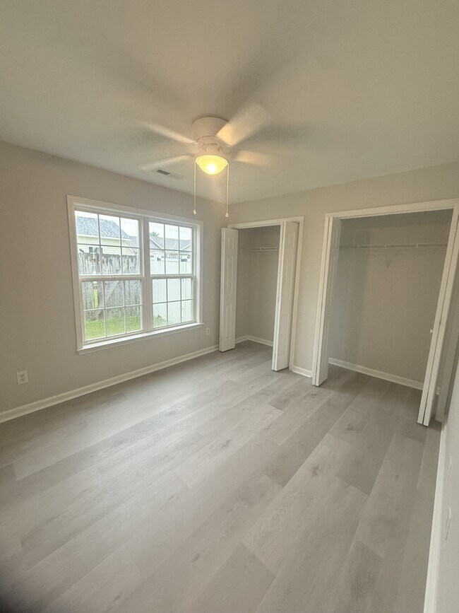 Building Photo - 6005 Palisade Ct