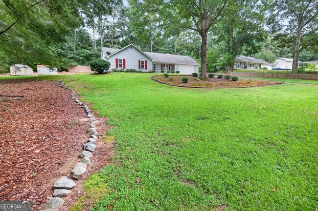 Building Photo - 129 Springbrook Dr