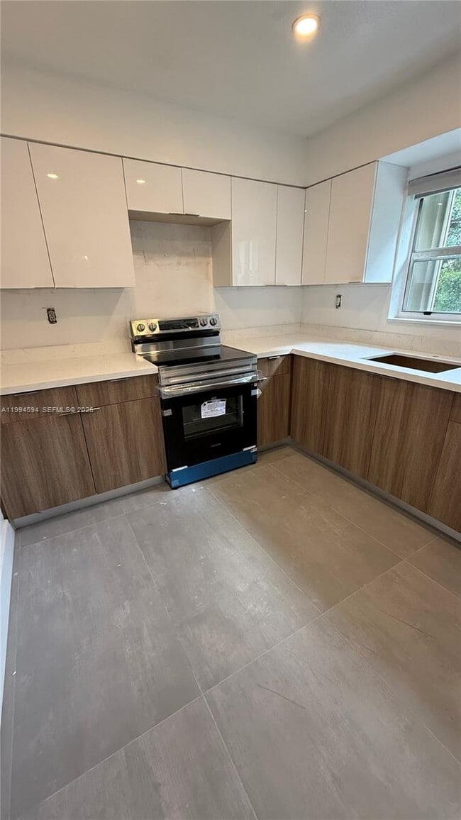 Building Photo - 2430 NE 188th St