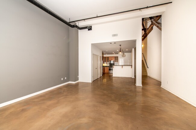 Building Photo - Luxury Loft Style Home in Japantown! Come ...