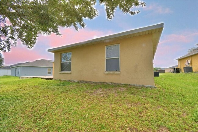 Building Photo - 223 Grouper Ct