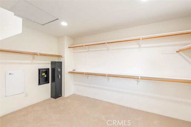Building Photo - 636 Debora Rae Dr