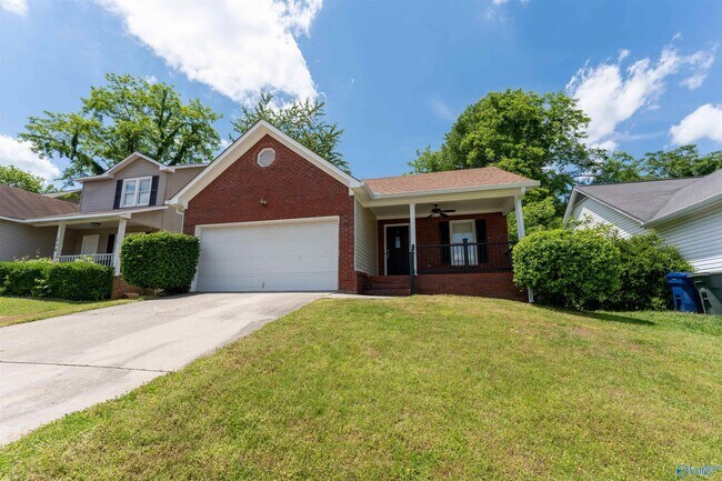 Building Photo - 236 Shadowbrook Ln NE