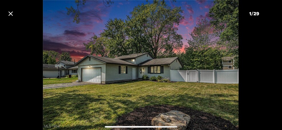 Building Photo - 6192 Jaycox Rd