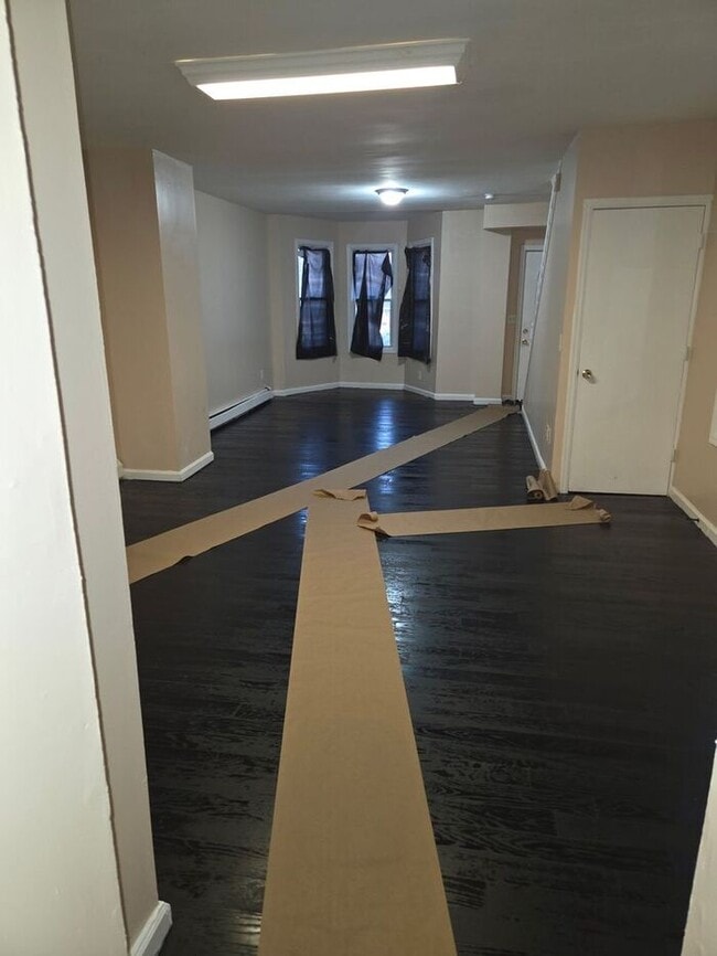 Building Photo - Under Renovation – Spacious Single-Family Home