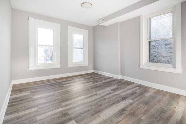 Building Photo - Renovated 4-Bedroom Home with Modern Finishes