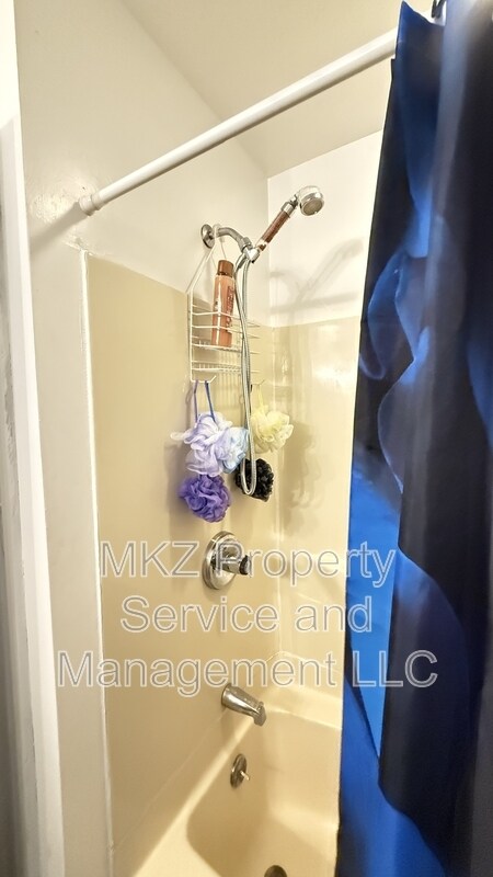 Building Photo - 279 Ontario St