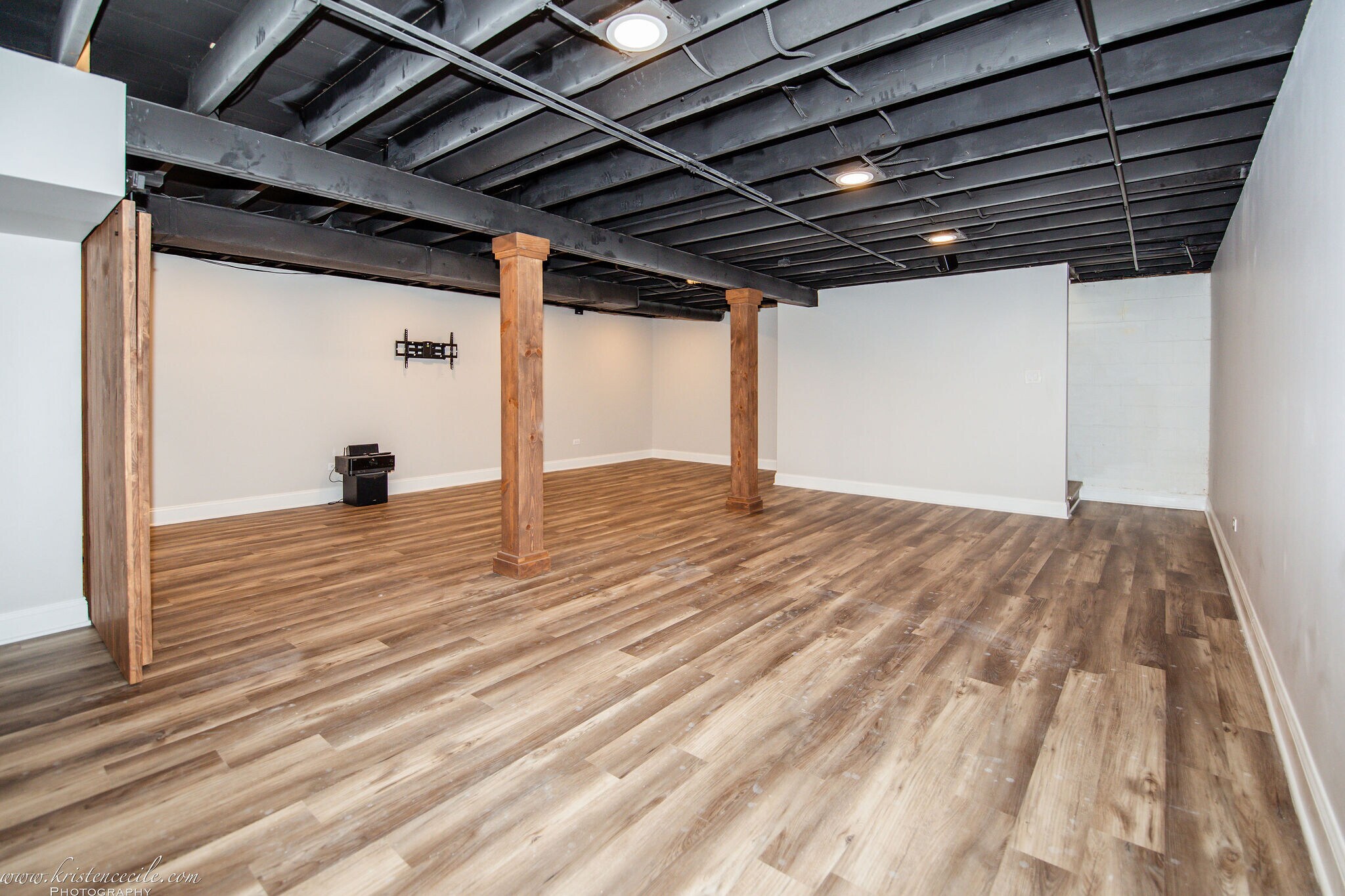 Building Photo - 123 Haines Ave