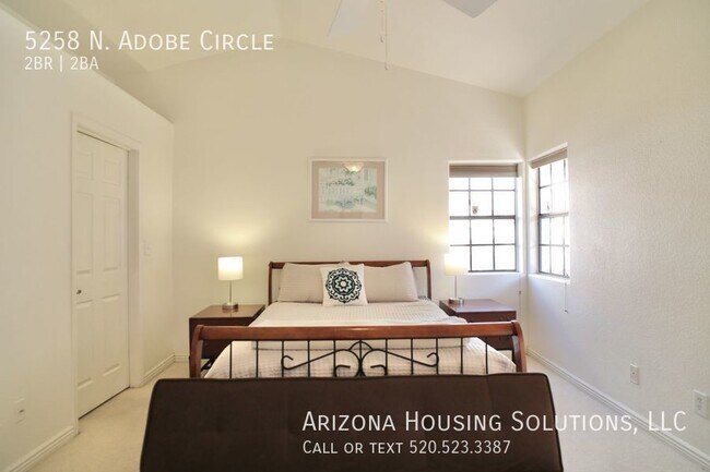 Building Photo - 5258 N Adobe Cir