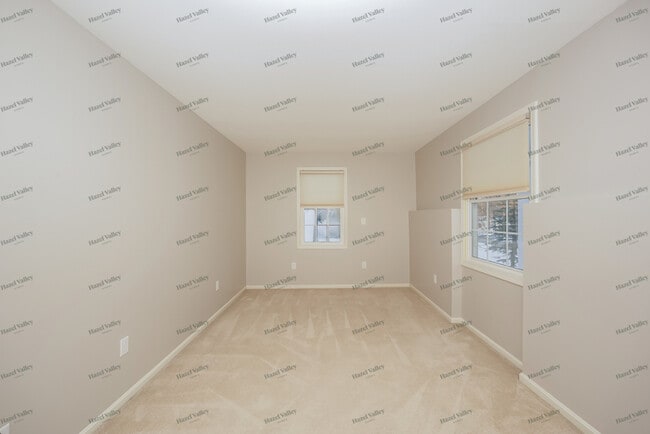 Building Photo - 17984 Chillicothe Rd