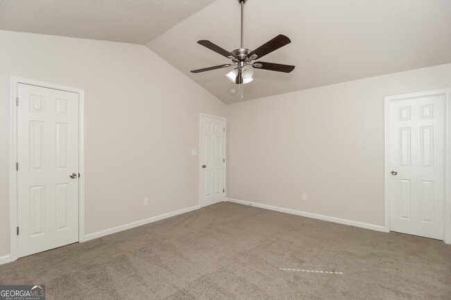 Building Photo - 175 Sumer Ln N