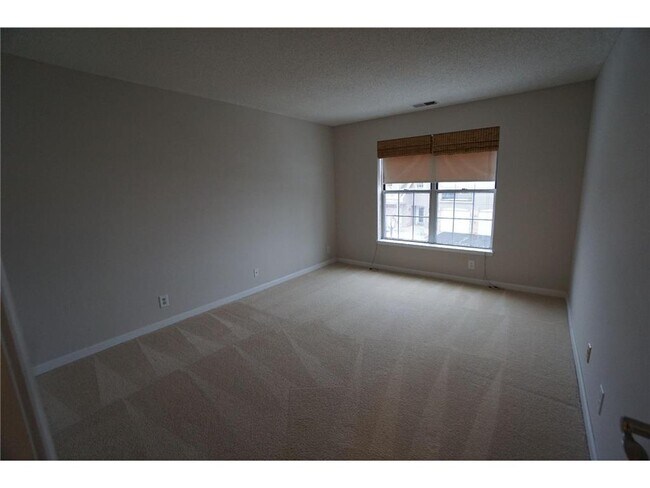 Building Photo - 6147 Chasewood Pkwy