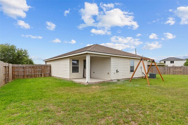 Building Photo - 4303 Sunflower Creek Ln