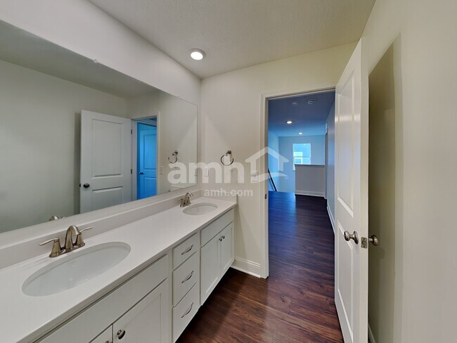 Building Photo - 12532 Dardevle Ct