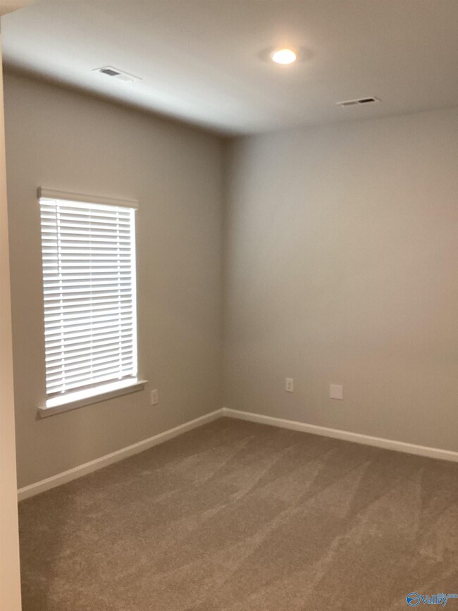 Building Photo - 28589 Whitehall Ln