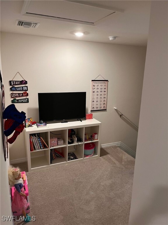 Building Photo - 15432 Wildflower Cir