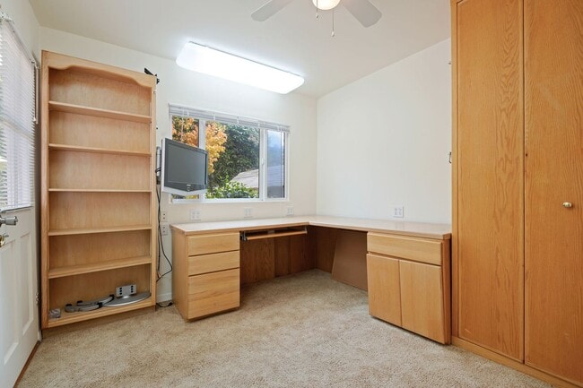 Building Photo - Charming One-Bedroom Retreat in Santa Barb...
